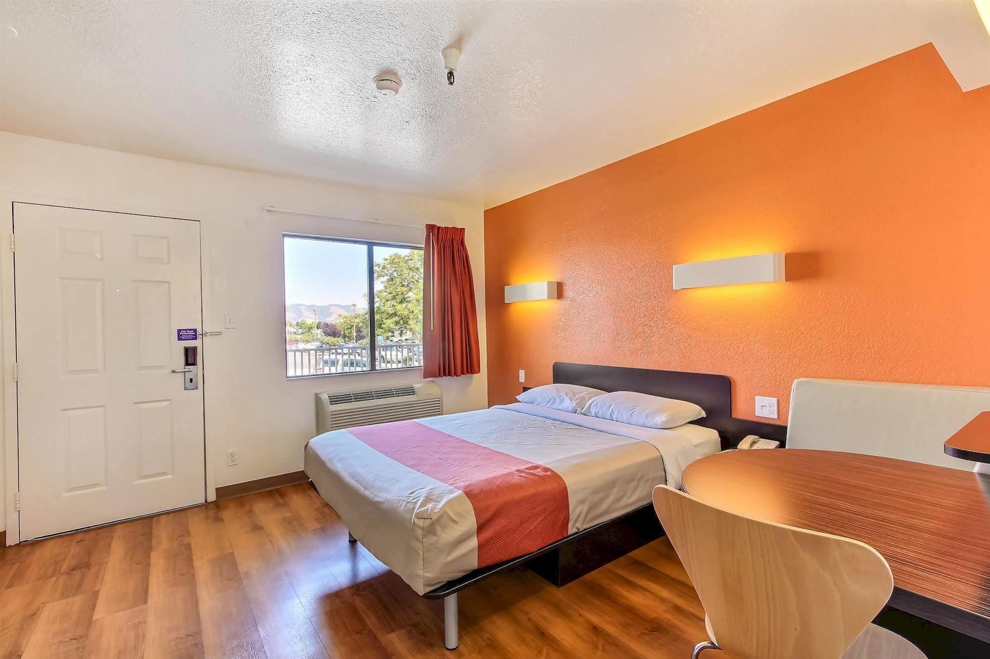 Motel 6-Watsonville, Ca - Monterey Area ภายนอก รูปภาพ